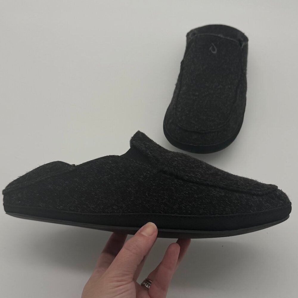 Olukai Moloa Hulu Slippers Mens 10 M Black Gray Wool Slip On Lounge Casual Shoes